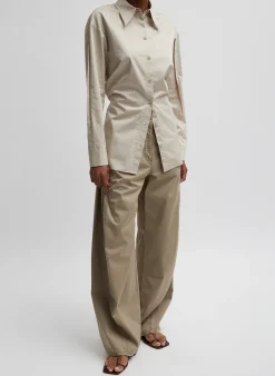 Hot Tibi Eco Poplin Shirt With Tucked Sleeve Light Stone