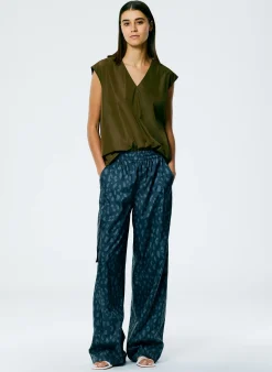 Sale Tibi Italian Sporty Nylon Sleeveless V-Neck Top Wood