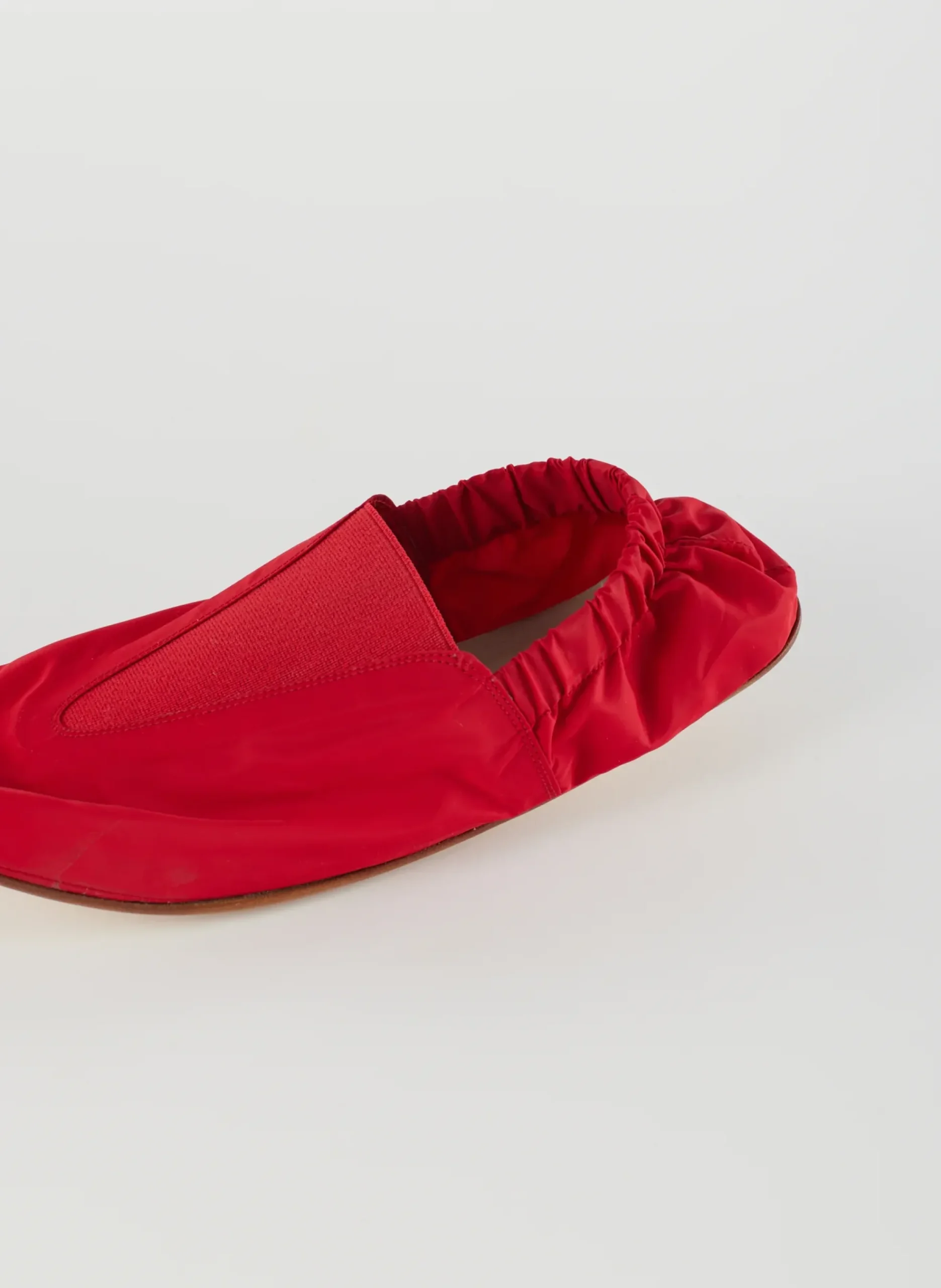 Hot Tibi Mikhail Flat Red